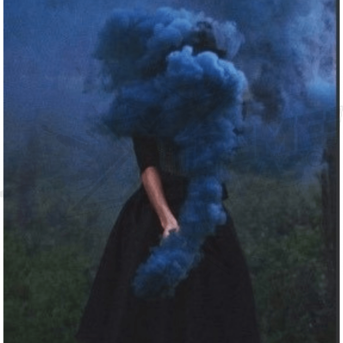 Paquete 5 Bombas De Humo EG25 Azul Enola Gaye - Image 2