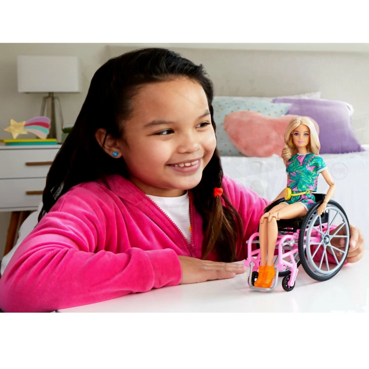 Barbie Fashionista Silla de Ruedas Rubia Con Rampa - Image 2