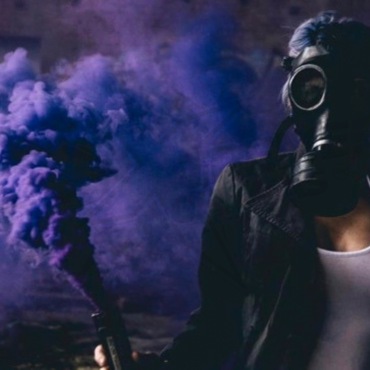 Granada de Humo Morado / Purpura Enola Gaye EG18X Gotcha Paintball Marcadora - Image 2